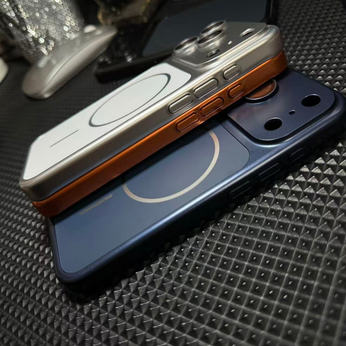 Original colour magnetic suction cover